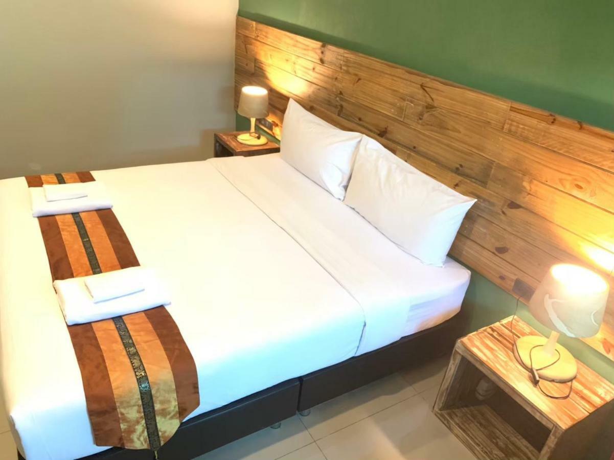 Heuan Pak-Dee Chiangmai Chiang Mai Exteriör bild